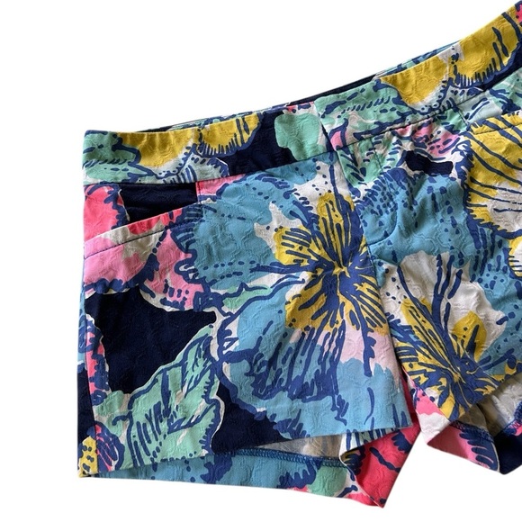Lilly Pulitzer Ellie Pop Up Bright Floral Big Flirt Chino Shorts Sz.4 - Picture 3 of 11